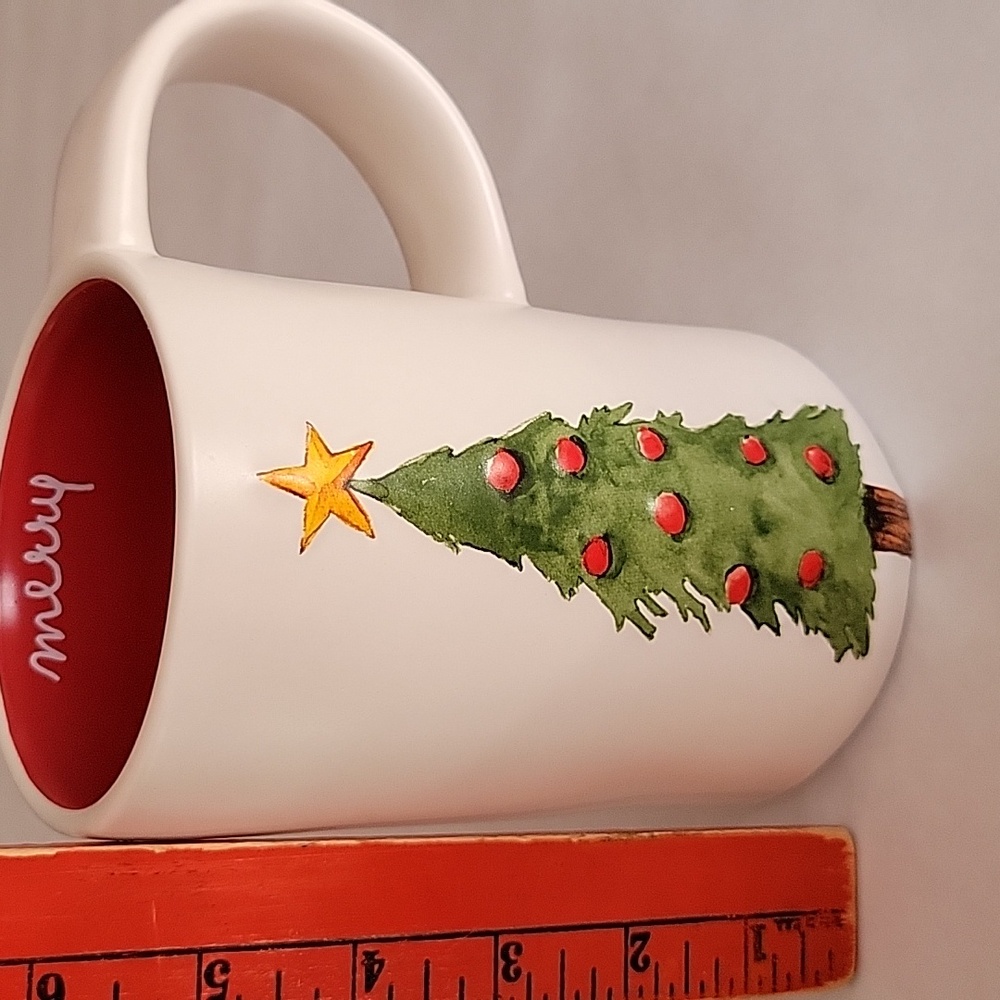 Pair of Christmas Tree Merry Mugs From The Artisan Collection - Picture 5 of 6